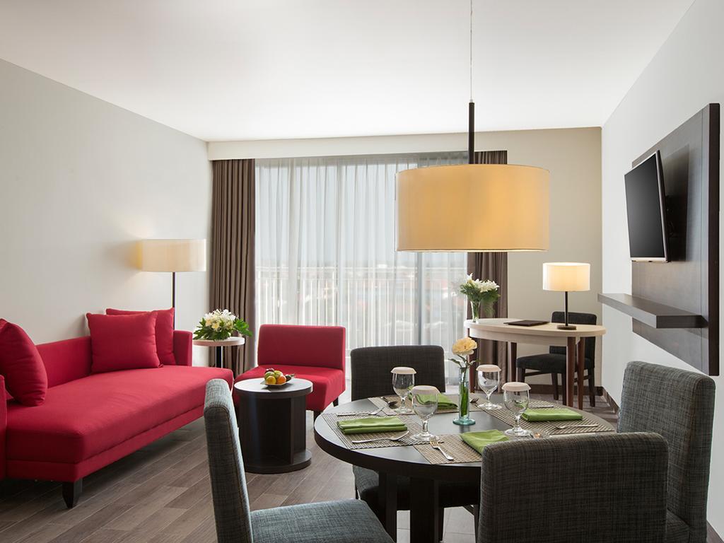 Hotel Santika Pekalongan Ngoại thất bức ảnh