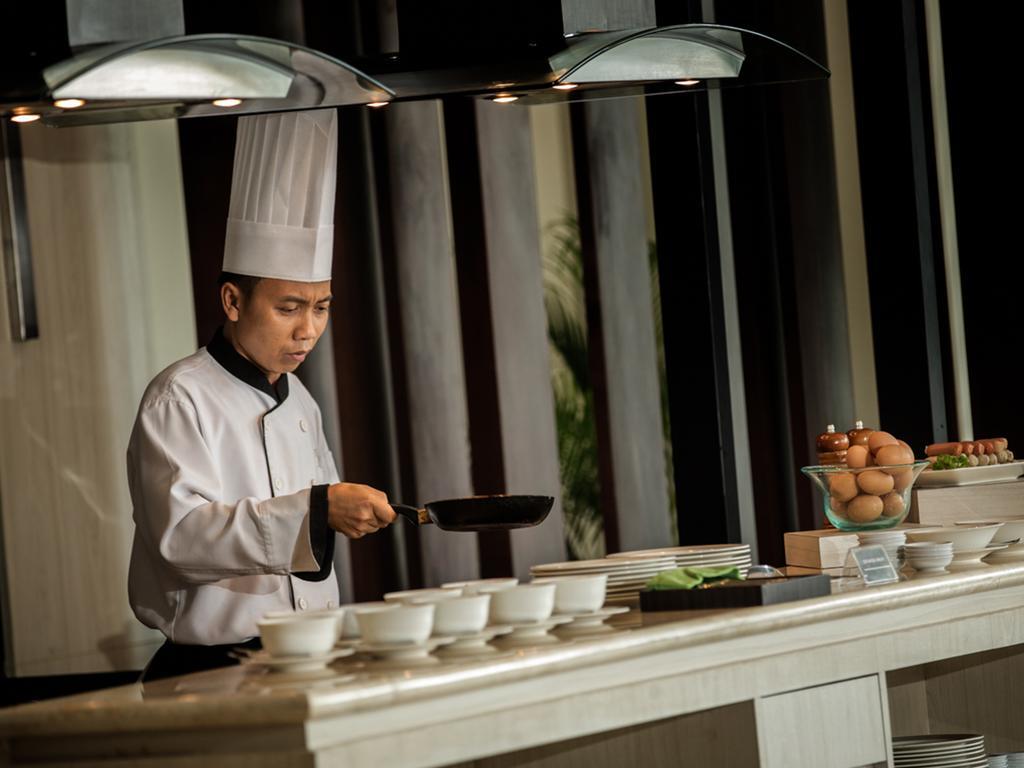 Hotel Santika Pekalongan Ngoại thất bức ảnh