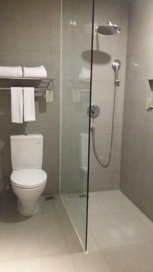 Hotel Santika Pekalongan Ngoại thất bức ảnh